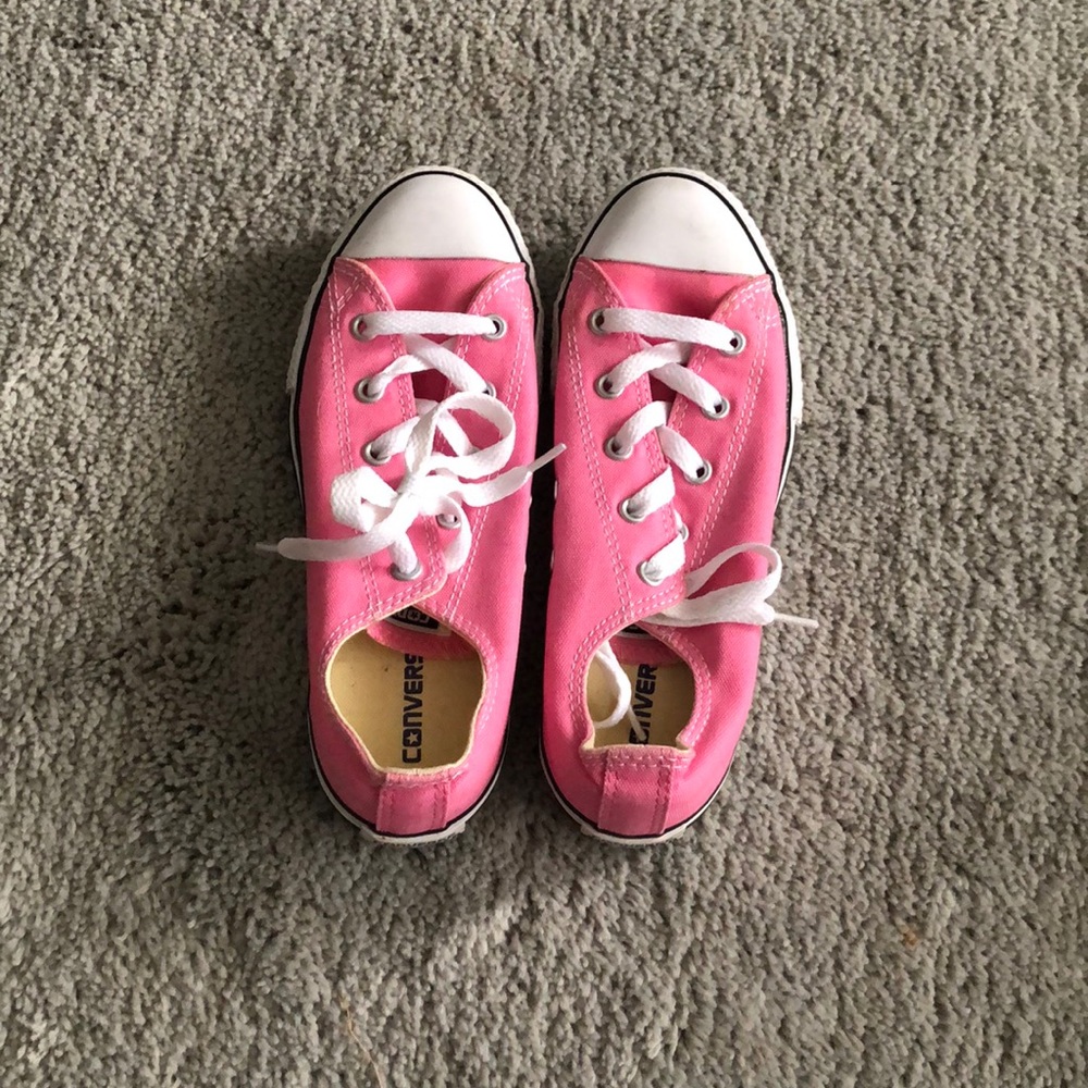 Pink Converse - Picture 3 of 4